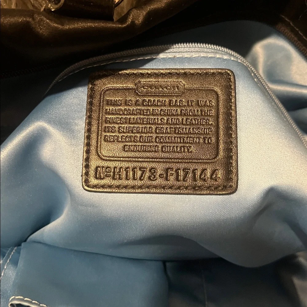 Coach black City Scapes tote - Picture 7 of 9